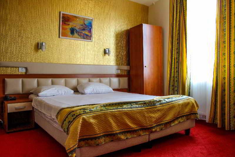 Kosher Hotel Lev Or Bucureşti Ngoại thất bức ảnh