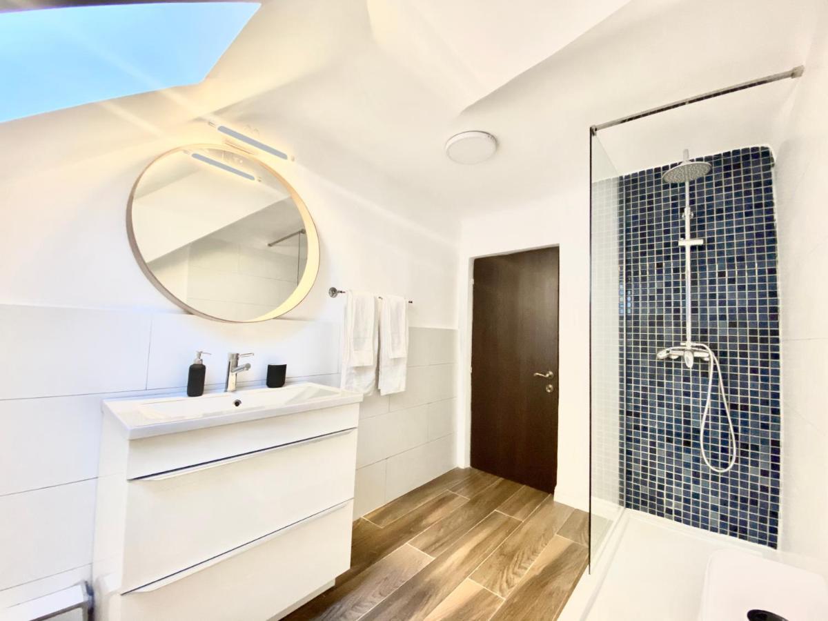 Kosher Hotel Lev Or Bucureşti Ngoại thất bức ảnh