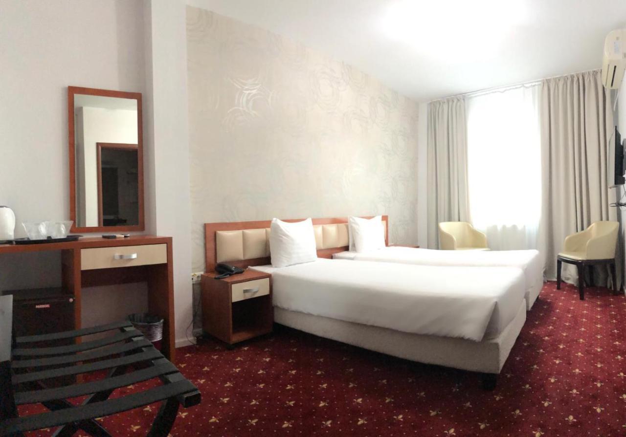 Kosher Hotel Lev Or Bucureşti Ngoại thất bức ảnh